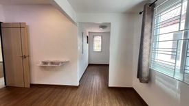 3 Bedroom Townhouse for sale in Banpisan Thakham 28, Samae Dam, Bangkok