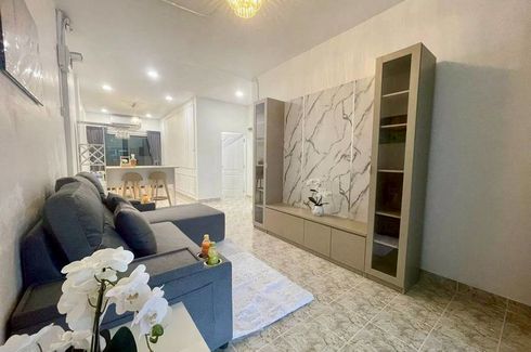 2 Bedroom Townhouse for sale in Nong Prue, Chonburi