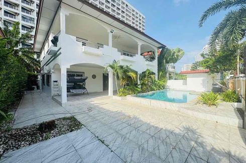 4 Bedroom Villa for Sale or Rent in Royal Park Village, Nong Prue, Chonburi