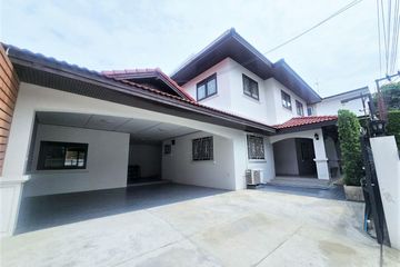 4 Bedroom House for rent in Phaya Thai, Bangkok near BTS Sanam Pao