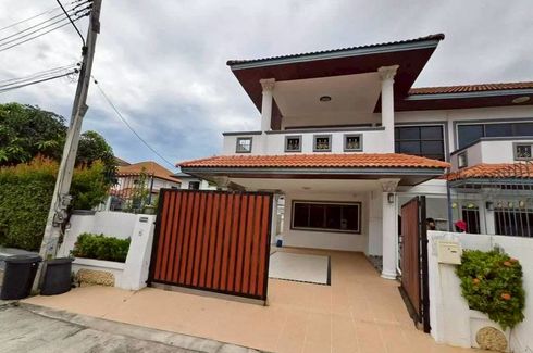 4 Bedroom Villa for sale in S.P. Townhome, Nong Prue, Chonburi
