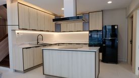 3 Bedroom Townhouse for rent in Khlong Tan Nuea, Bangkok near BTS Phrom Phong