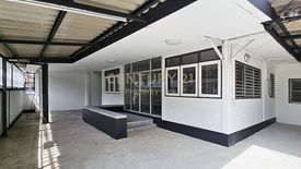 4 Bedroom House for rent in Huai Khwang, Bangkok near MRT Huai Khwang