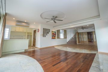 2 Bedroom Condo for sale in Pa Daet, Chiang Mai