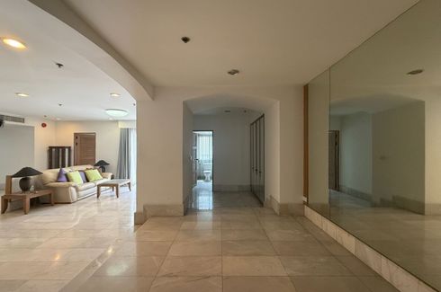 2 Bedroom Condo for sale in 33 Tower, Khlong Tan Nuea, Bangkok near BTS Phrom Phong