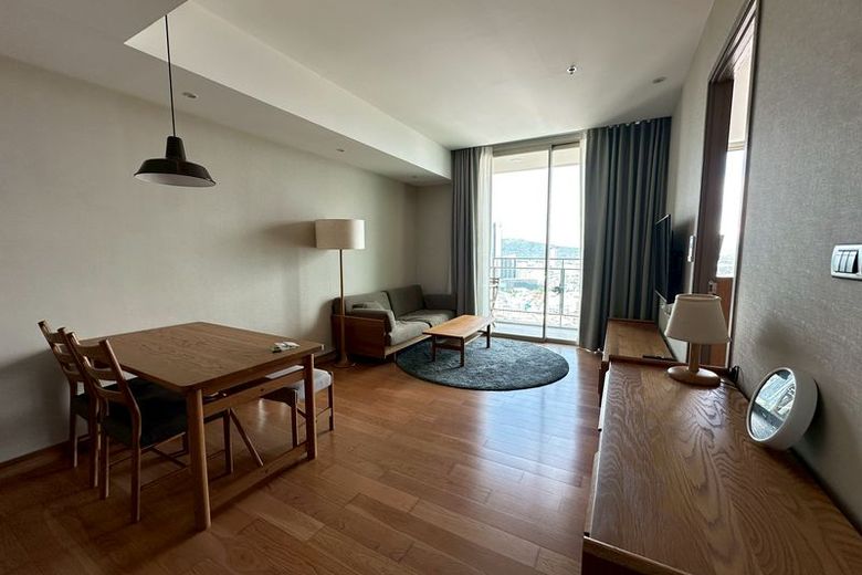 1 Bedroom Condo For Rent