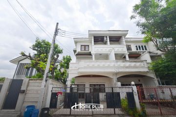 6 Bedroom Townhouse for sale in Phlapphla, Bangkok near MRT Lat Phrao 101