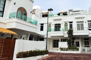 3 Bedroom House for Sale or Rent in Na Kluea, Chonburi