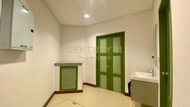 Commercial for rent in Chakkrawat, Bangkok near MRT Sam Yot