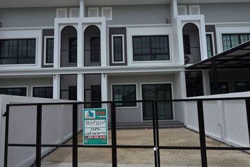 3 Bedroom Townhouse for sale in Racha Thewa, Samut Prakan