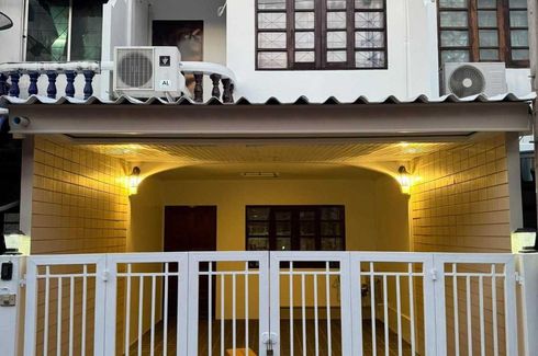 2 Bedroom Townhouse for sale in Wang Thong, Phitsanulok