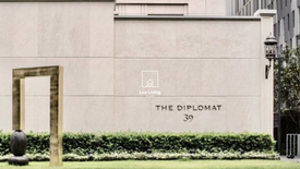 1 Bedroom Condo for rent in The Diplomat 39, Khlong Tan Nuea, Bangkok near BTS Phrom Phong