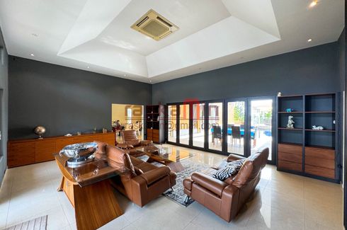 7 Bedroom Villa for Sale or Rent in Siam Royal View, Nong Prue, Chonburi
