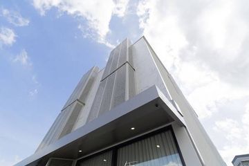 3 Bedroom House for sale in Phra Khanong Nuea, Bangkok