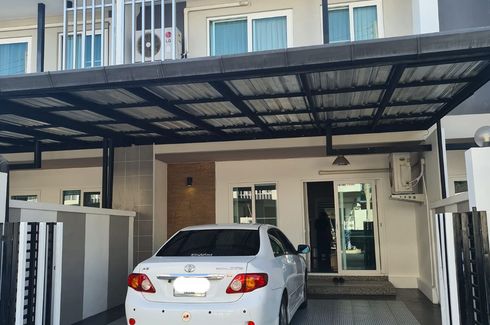 3 Bedroom Townhouse for rent in Pa Daet, Chiang Mai