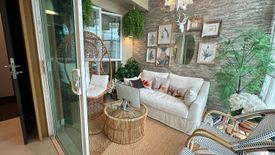 1 Bedroom Townhouse for rent in Khlong Tan Nuea, Bangkok