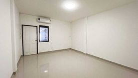 2 Bedroom Commercial for sale in Wat Pradu, Surat Thani
