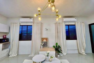 4 Bedroom House for rent in Chom Phon, Bangkok near MRT Lat Phrao