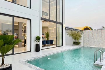 5 Bedroom House for sale in Nong Pla Lai, Chonburi