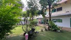 5 Bedroom House for sale in Lat Phrao, Bangkok