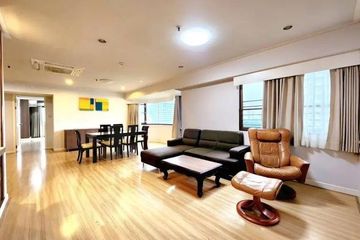 2 Bedroom Condo for sale in Baan Suanpetch, Khlong Tan Nuea, Bangkok near BTS Phrom Phong