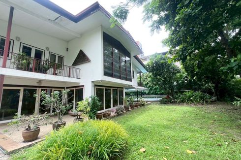 5 Bedroom House for sale in Phra Khanong, Bangkok near BTS Phra Khanong