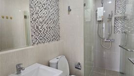 2 Bedroom Condo for rent in Life Ratchadapisek, Huai Khwang, Bangkok near MRT Huai Khwang