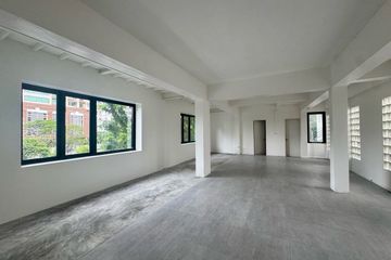 Commercial for rent in Thung Maha Mek, Bangkok