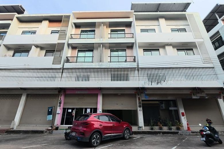 Condo For Rent