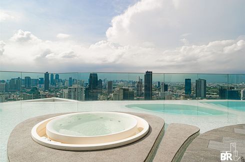 1 Bedroom Condo for rent in XT Ekkamai, Khlong Tan Nuea, Bangkok