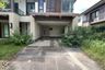 3 Bedroom House for sale in Tha Raeng, Bangkok