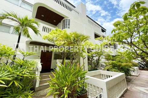5 Bedroom Townhouse for rent in Yan Nawa, Bangkok near BTS Sueksa Witthaya