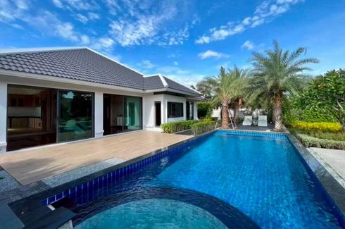 3 Bedroom Villa for sale in European Thai House Village, Nong Prue, Chonburi