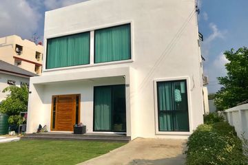 5 Bedroom House for rent in Bang Na, Bangkok
