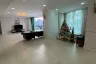 4 Bedroom Condo for sale in Royce Private Residences, Khlong Toei Nuea, Bangkok near BTS Asoke