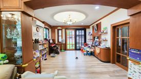 5 Bedroom House for sale in Bang Phueng, Samut Prakan