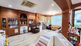 5 Bedroom House for sale in Bang Phueng, Samut Prakan