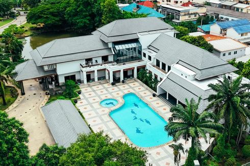 5 Bedroom House for sale in Bang Chan, Bangkok