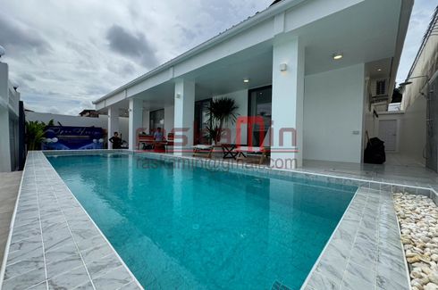 4 Bedroom House for sale in Na Kluea, Chonburi