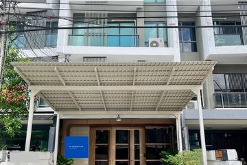 2 Bedroom Commercial for sale in B-Avenue Watcharapol, O Ngoen, Bangkok