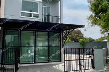 3 Bedroom Townhouse for sale in Villette Lite Pattanakarn 38, Suan Luang, Bangkok