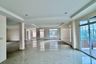 7 Bedroom Office for sale in Saen Saep, Bangkok