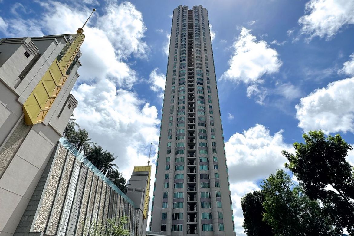 Khlong San, Bangkok - Photo 1