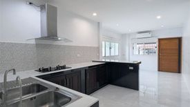 3 Bedroom House for rent in Saphan Sung, Bangkok