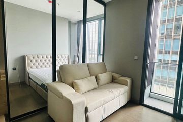 1 Bedroom Condo for rent in The Esse at Singha Complex, Bang Kapi, Bangkok near MRT Phetchaburi