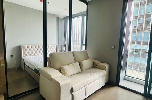 1 Bedroom Condo for rent in The Esse at Singha Complex, Bang Kapi, Bangkok near MRT Phetchaburi
