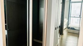 1 Bedroom Condo for rent in The Esse at Singha Complex, Bang Kapi, Bangkok near MRT Phetchaburi