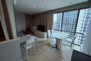 2 Bedroom Condo for rent in The Room Sukhumvit 21, Khlong Toei Nuea, Bangkok near MRT Sukhumvit