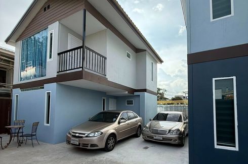 2 Bedroom House for rent in Samrong Nuea, Samut Prakan near MRT Si Bearing