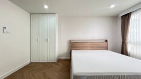 2 Bedroom Condo for rent in Thung Maha Mek, Bangkok